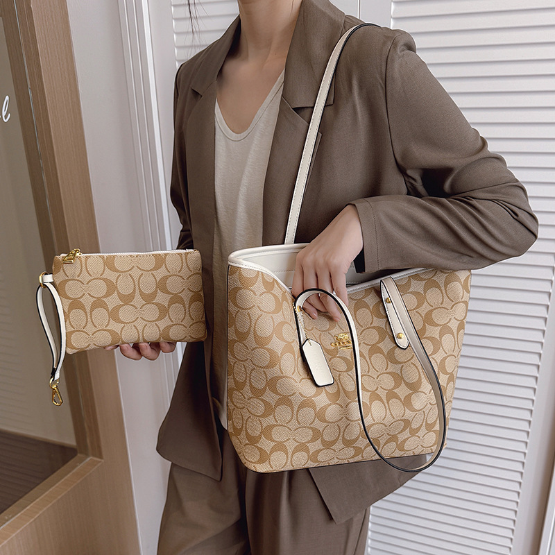 Luxury Bags Brand - กระเป๋าสะพายไหล่ผู้หญิงแบรนด์หรู ดีไซน์เนอร์ ขนาดใหญ่ จุของได้เยอะ ใช้งานได้ทุกวัน มีช่องใส่ของ