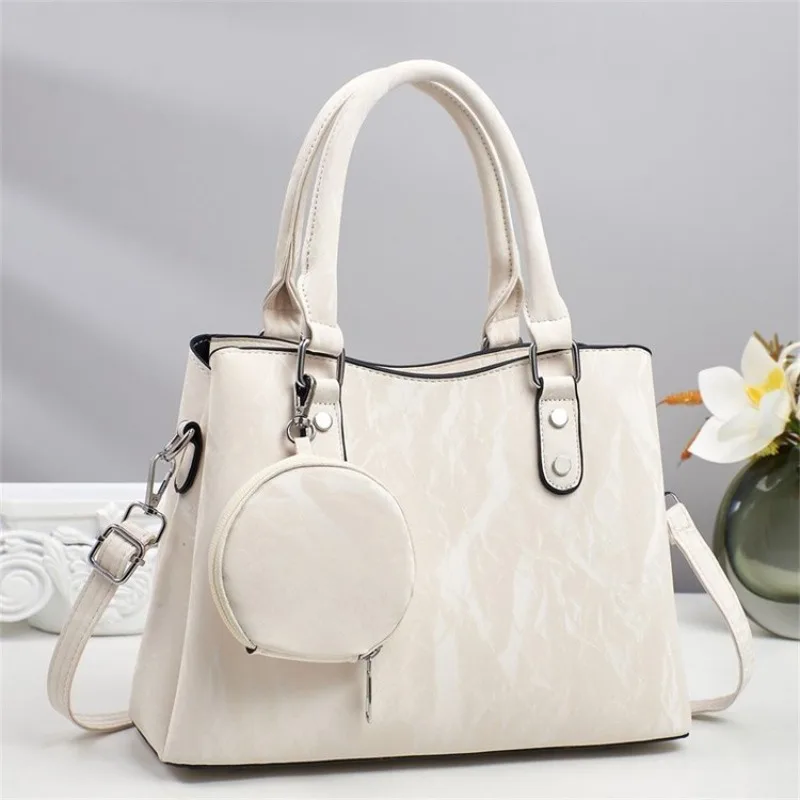 Luxury Bags Must Have - กระเป๋าสะพายข้างแบบแข็งสำหรับผู้หญิง หนังแท้ ดีไซน์หรูหรา วินเทจ มินิมอล ดีไซเนอร์