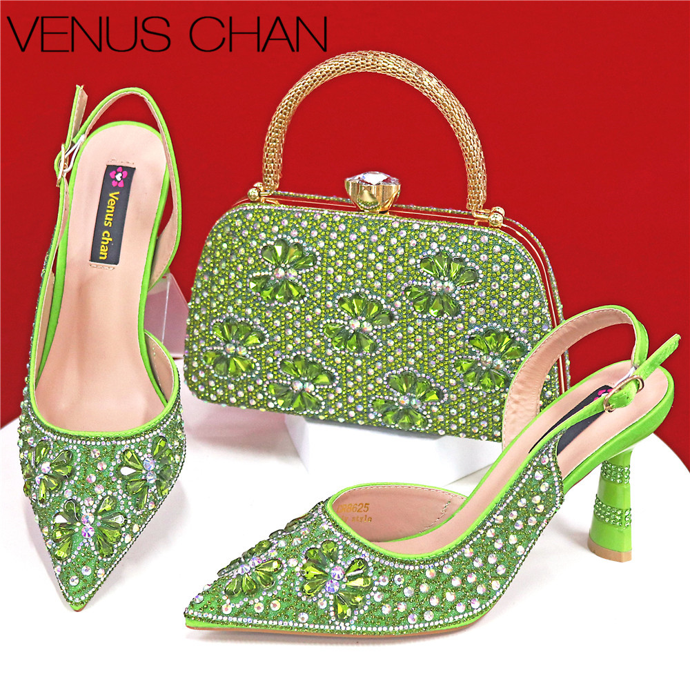 Luxury Bags Green - รองเท้าปาร์ตี้ไรน์สโตนสีเขียวหรูหราและคลัทช์สำหรับผู้หญิง- รองเท้าส้นคริสตัลหรูหราพร้อมกระเป๋าออกงานที่เข้าชุดกัน