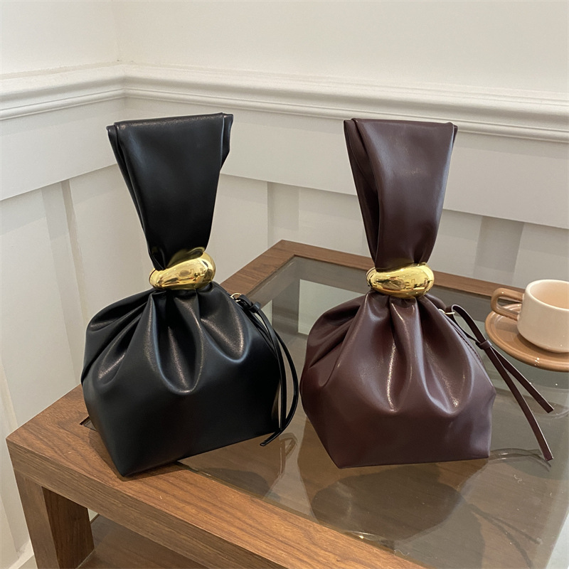 กระเป๋าถือสตรีใหม่สไตล์ฝรั่งเศ - Luxury Bags Brand บทวิจารณ์และราคา