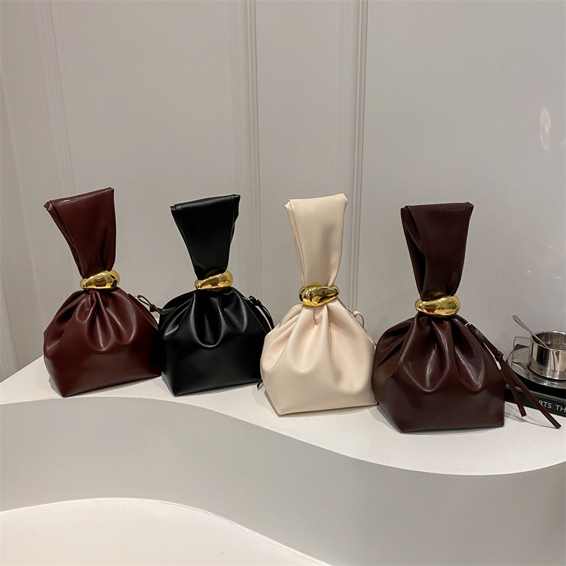 กระเป๋าถือสตรีใหม่สไตล์ฝรั่งเศ - Luxury Bags Brand บทวิจารณ์และราคา