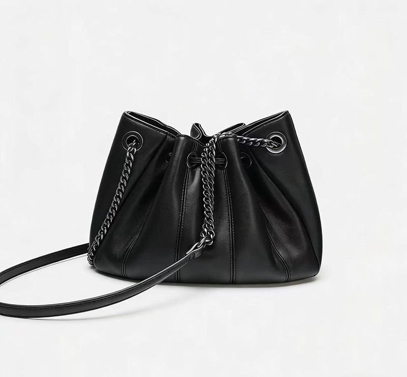 กระเป๋าถือทรงถังแบบมีเชือกผูก  - Chain Crossbody Quilted บทวิจารณ์และราคา