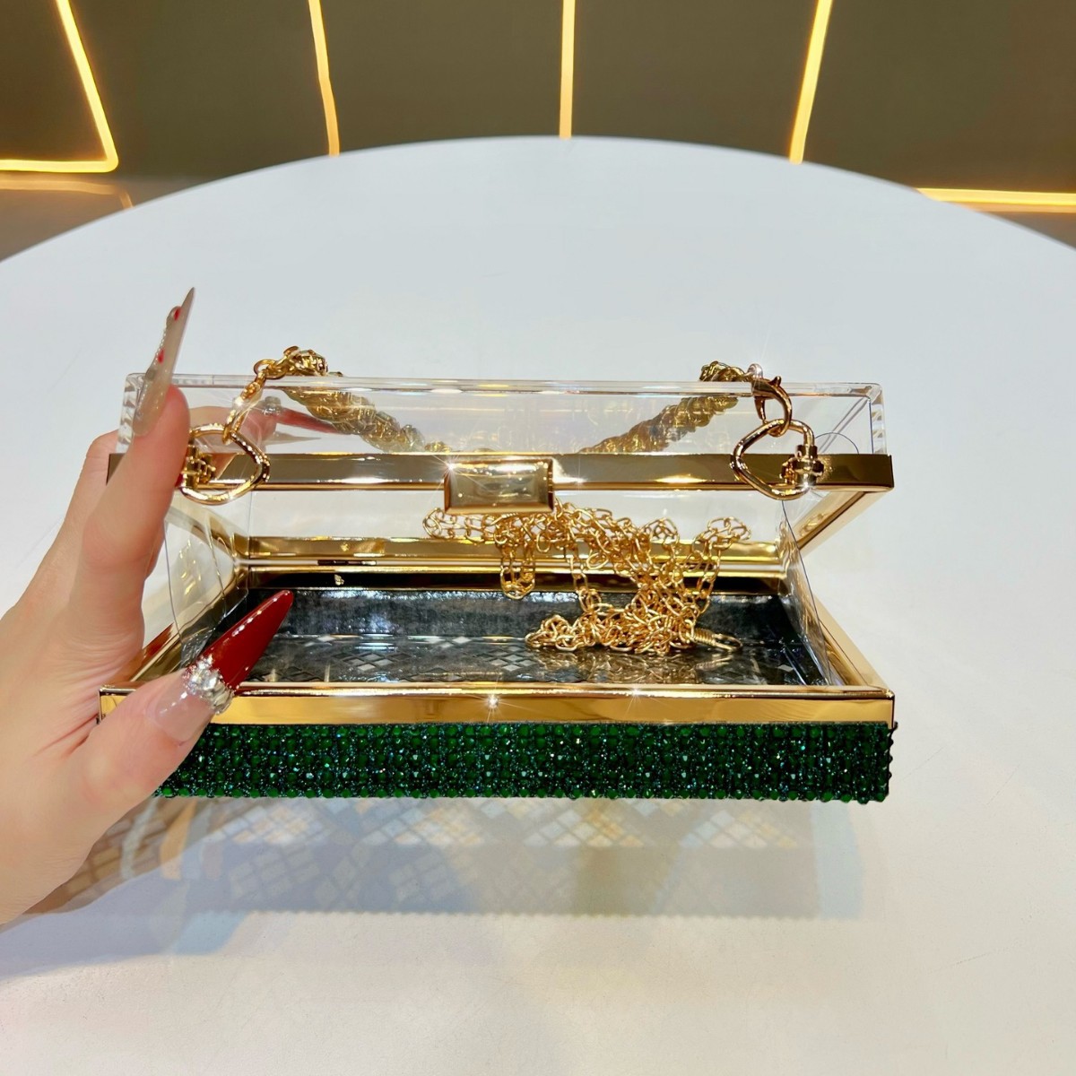 กระเป๋าคลัทช์ทรงข้าวหลามตัดสีเ - Luxury Bags Green บทวิจารณ์และราคา