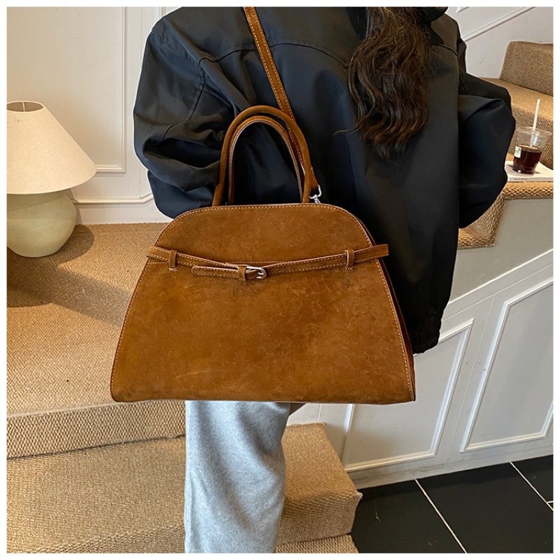 กระเป๋าถือทรงโดมมีโครงสร้างพร้ - Structured Handbag Top Handle บทวิจารณ์และราคา