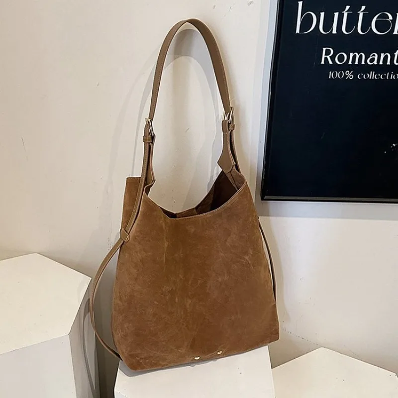 กระเป๋าใส่ผ้าอ้อมสำหรับผู้หญิง - Luxury Bags Must Have บทวิจารณ์และราคา