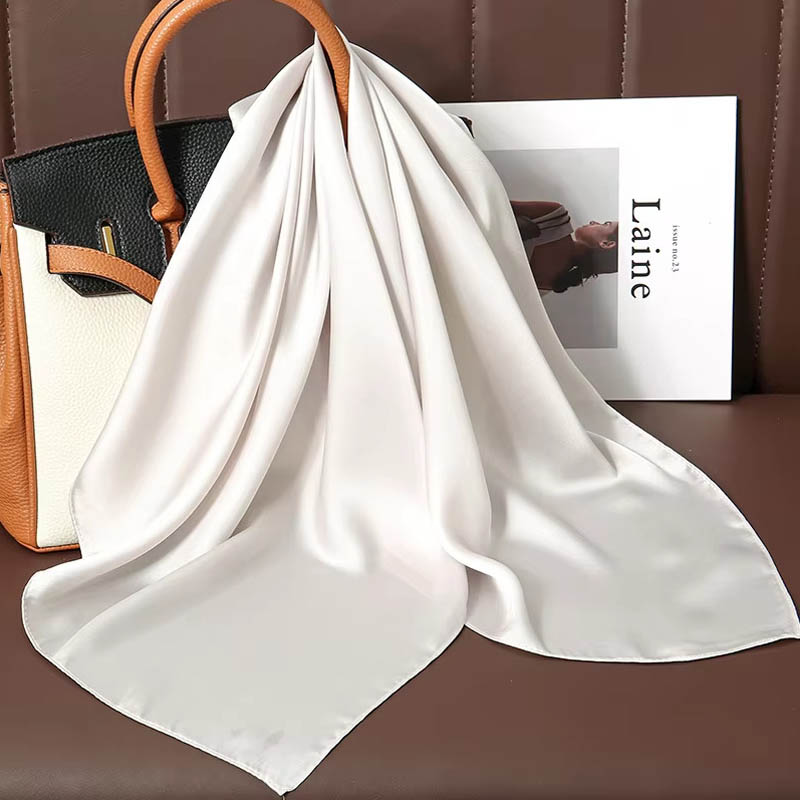 ผ้าพันคอไหมสีพื้นหรูหรา ผ้าซาต - Luxury Bags Office บทวิจารณ์และราคา