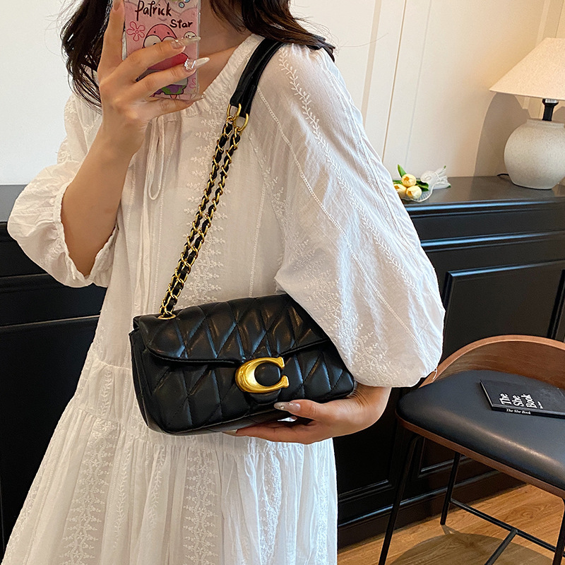 กระเป๋าสะพายไหล่หนังควิลท์สำหร - Chain Crossbody Quilted บทวิจารณ์และราคา