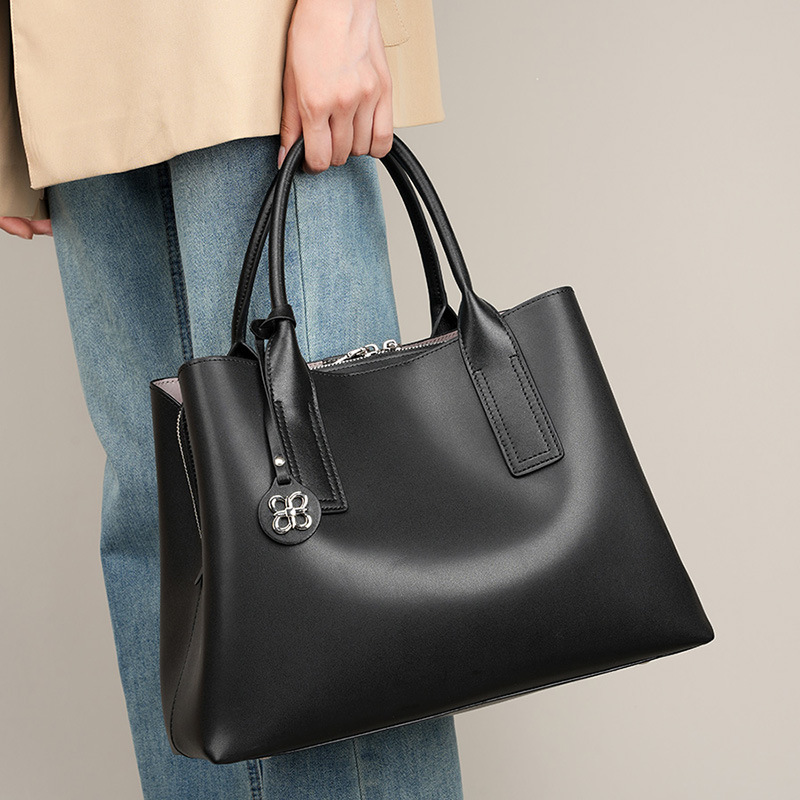 กระเป๋าถือทรงแข็งสำหรับผู้หญิง - Structured Handbag Top Handle บทวิจารณ์และราคา