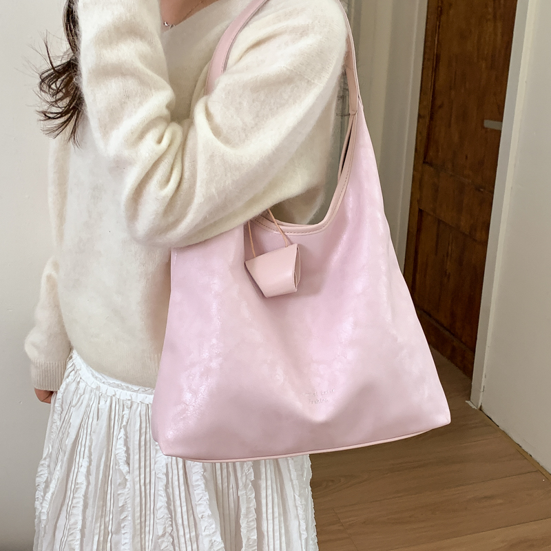 กระเป๋าหนังเทียมสำหรับผู้หญิง  - Luxury Bags Quiet บทวิจารณ์และราคา