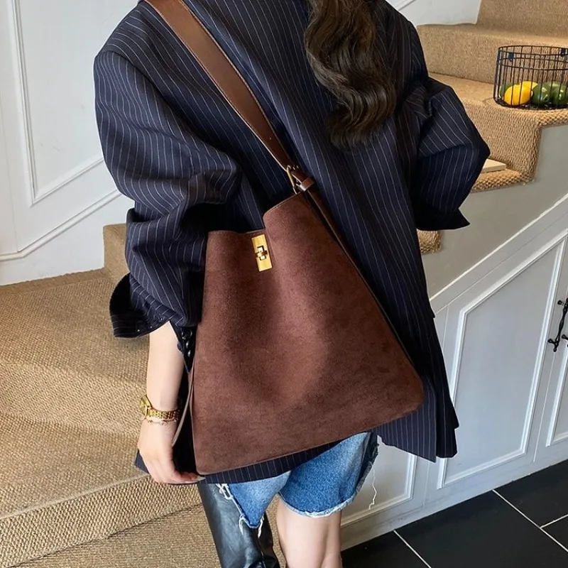 กระเป๋าผ้าอ้อมดีไซน์เนอร์สุดฮิ - Luxury Bags Must Have บทวิจารณ์และราคา