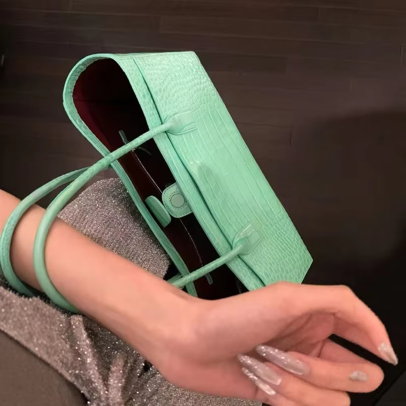 จัดส่งฟรี กระเป๋าถือลายหนังจระ - Luxury Bags Green บทวิจารณ์และราคา