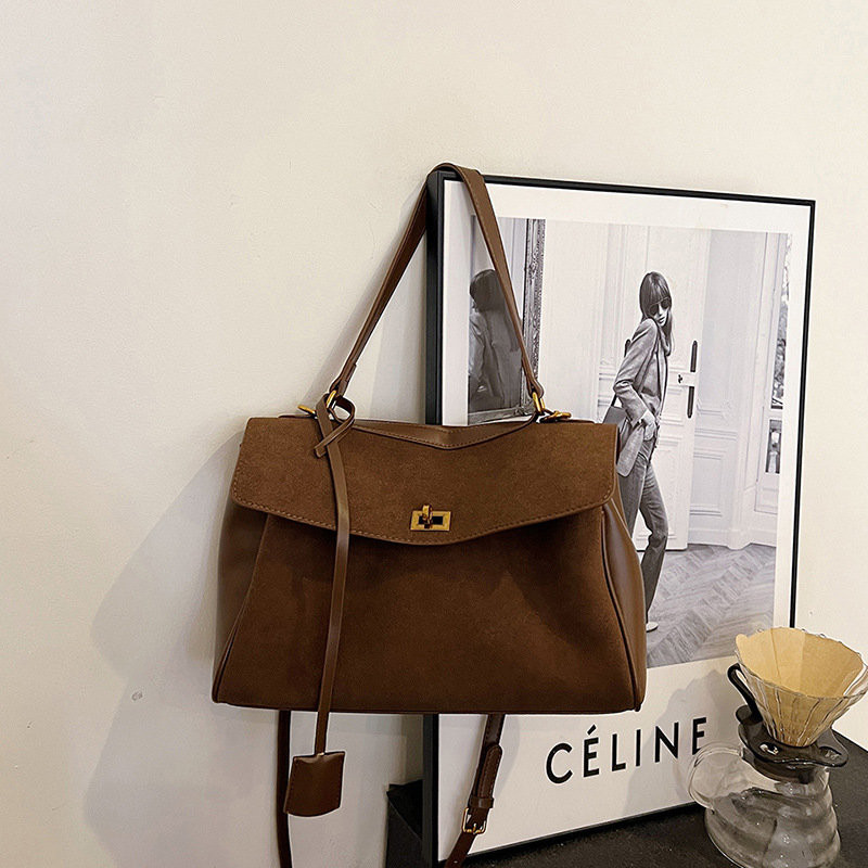 กระเป๋าถือ CGCBAG แบรนด์หรู ดี - Luxury Bags Brand บทวิจารณ์และราคา