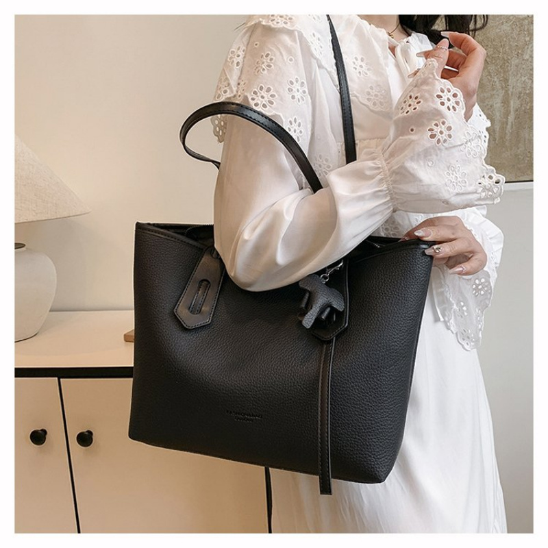 กระเป๋าผ้าอ้อมดีไซน์เนอร์สุดฮิ - Luxury Bags Must Have บทวิจารณ์และราคา