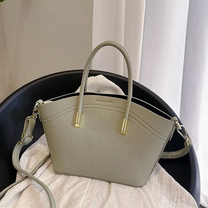 กระเป๋าโท้ทดีไซน์หรูหราที่ทุกค - Luxury Bags Must Have บทวิจารณ์และราคา
