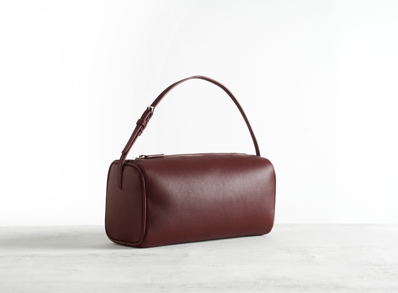 กระเป๋าสะพายหนังสไตล์มินิมอลแบ - Luxury Bags Quiet บทวิจารณ์และราคา