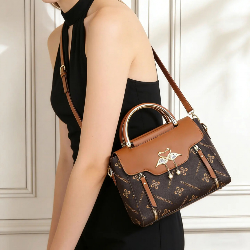 กระเป๋าหรูหราแบบเบาๆ, กระเป๋าถ - Luxury Bags To Buy บทวิจารณ์และราคา