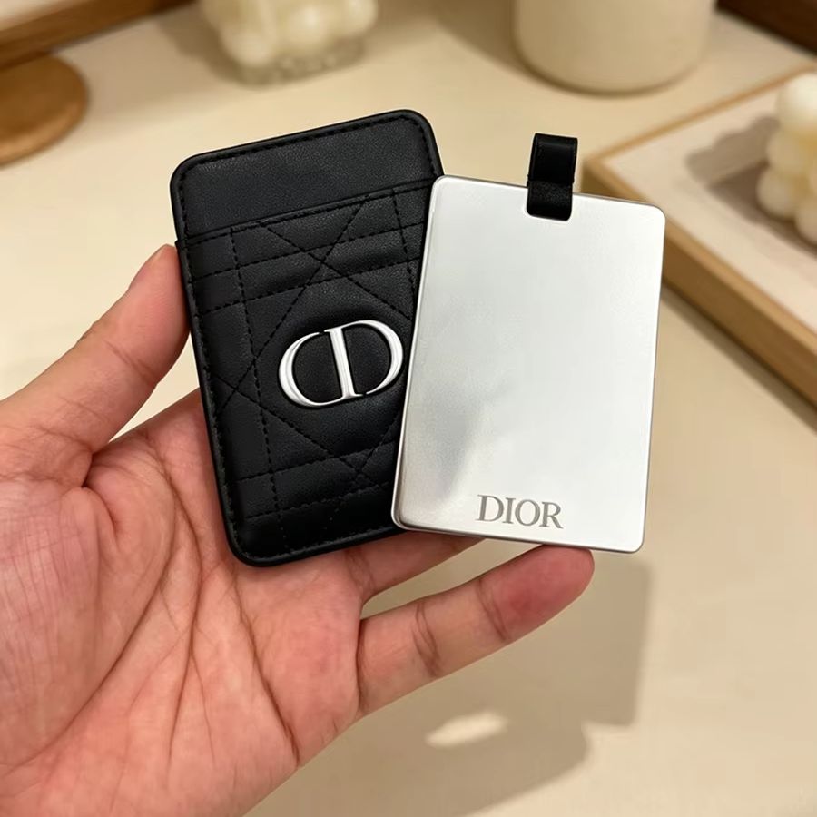 กระเป๋า Dior Dior's Bag อเนกปร - Luxury Beach Bags Ysl บทวิจารณ์และราคา