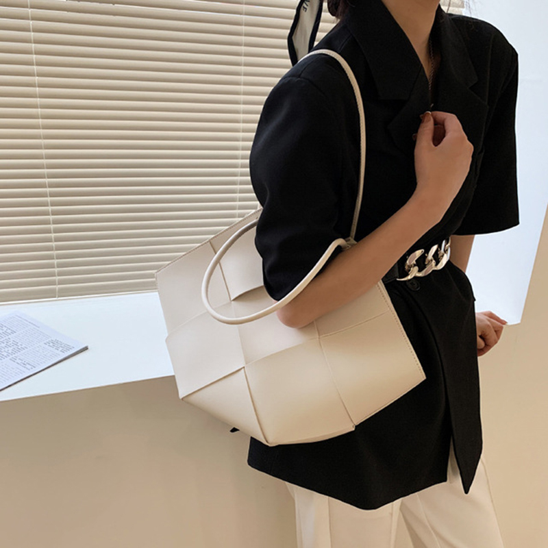 หรูหราขนาดใหญ่ Tote กระเป๋าผู้ - Luxury Bags Brand บทวิจารณ์และราคา