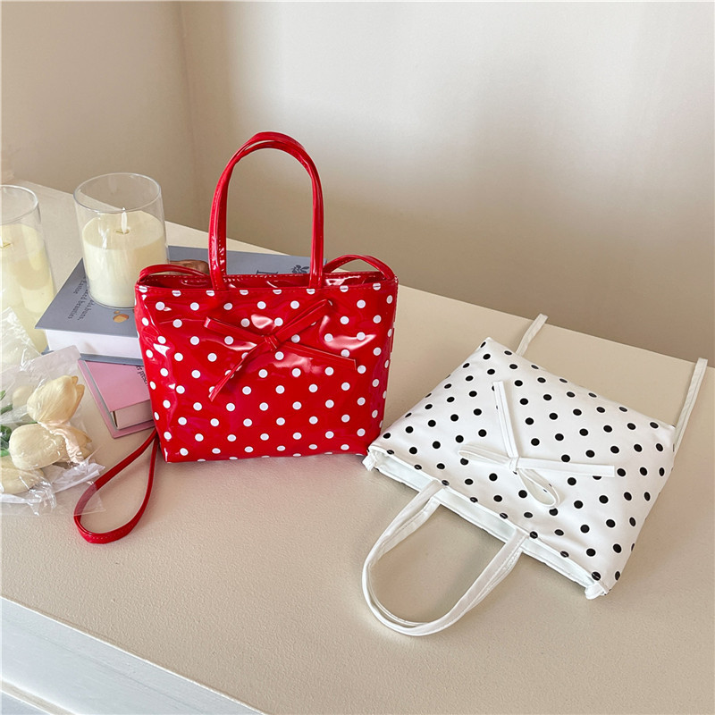กระเป๋าถือผู้หญิงแบบใหม่ สไตล์ - Luxury Bags Brand บทวิจารณ์และราคา