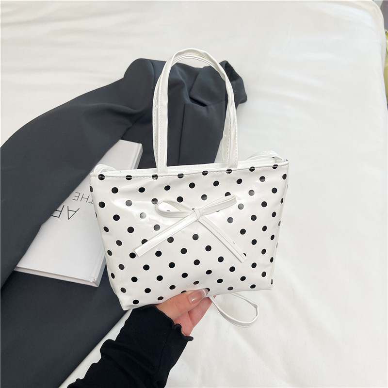 กระเป๋าถือผู้หญิงแบบใหม่ สไตล์ - Luxury Bags Brand บทวิจารณ์และราคา